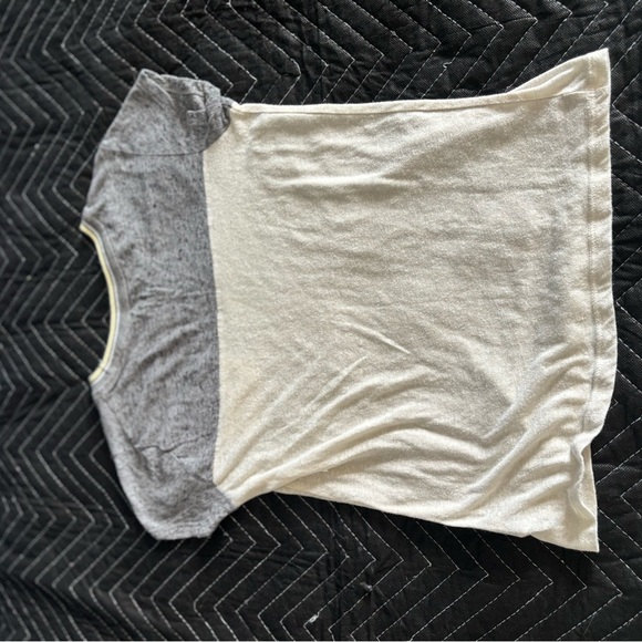 2 Junior Aeropostale Tops XS - Picture 10 of 10